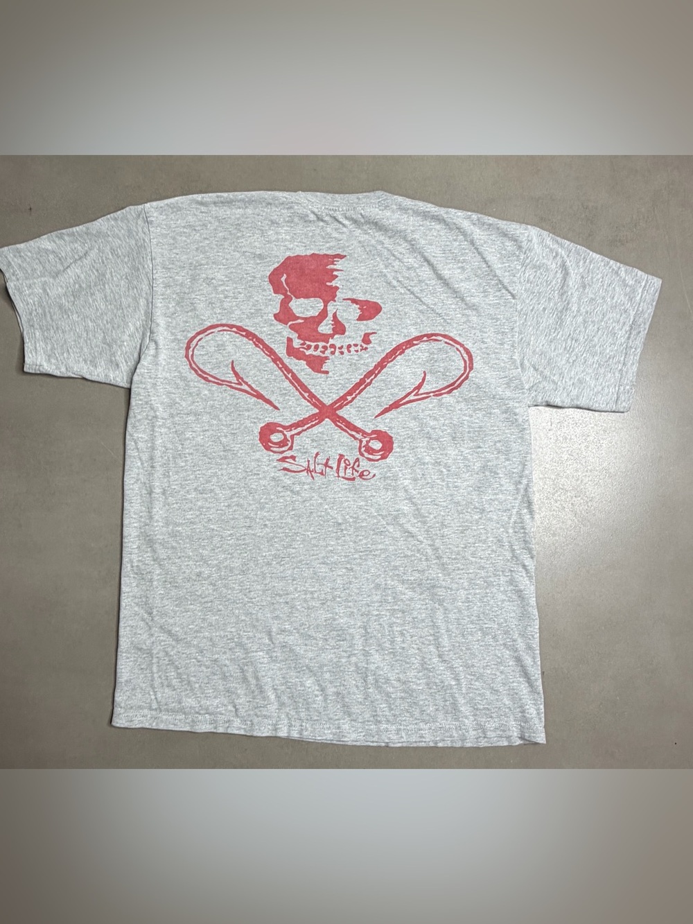 Salt Life Skull Fishing Hook Graphic T-Shirt - L